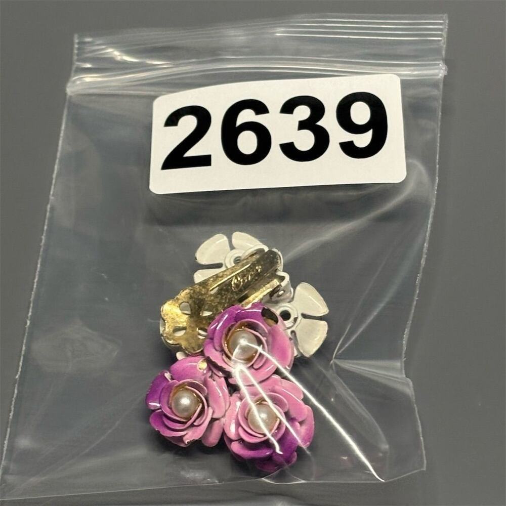Coro Vintage Pink & Purple Rose Clip-On Earrings with Pearl Centers - Picture 9 of 10